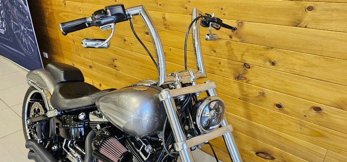 2016 HARLEY-DAVIDSON FXSB SOFTAIL BREAKOUT