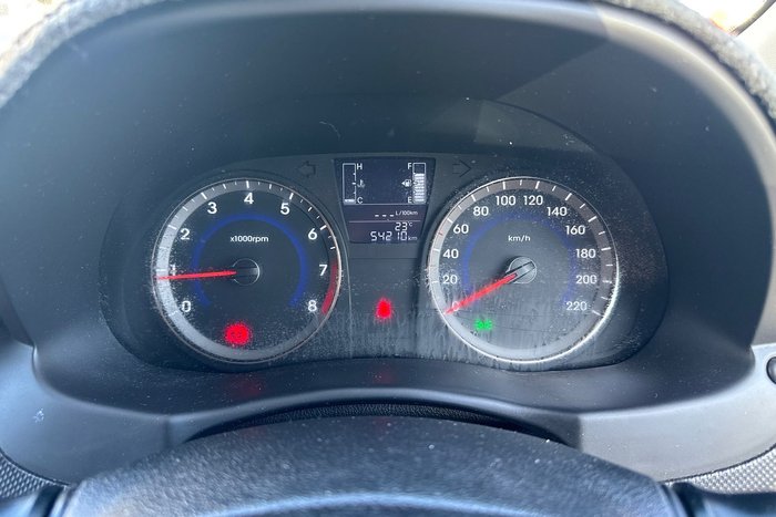 2016 Hyundai Accent Active