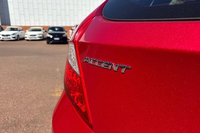 2016 Hyundai Accent Active