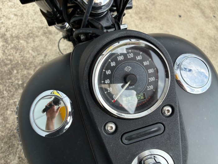 2013 HARLEY-DAVIDSON FXDB STREET BOB Black