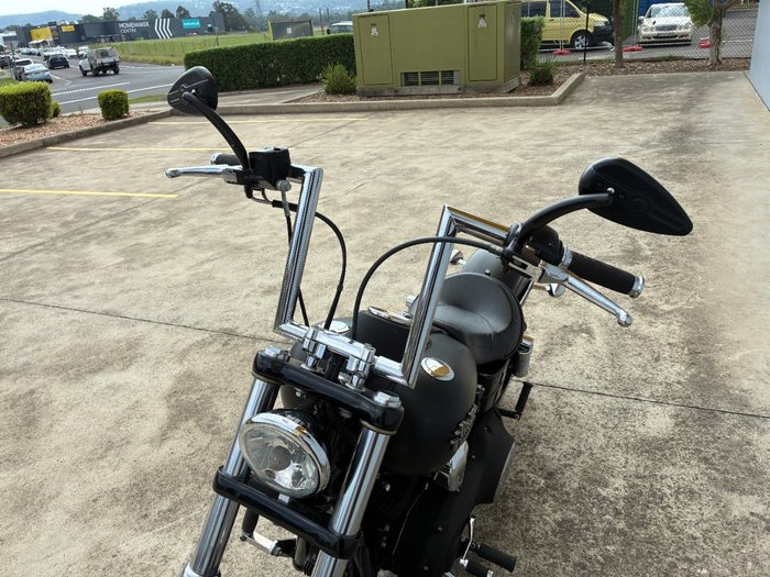 2013 HARLEY-DAVIDSON FXDB STREET BOB Black