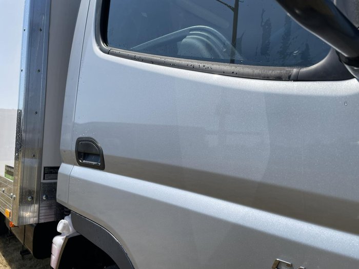 2025 Fuso Canter 515