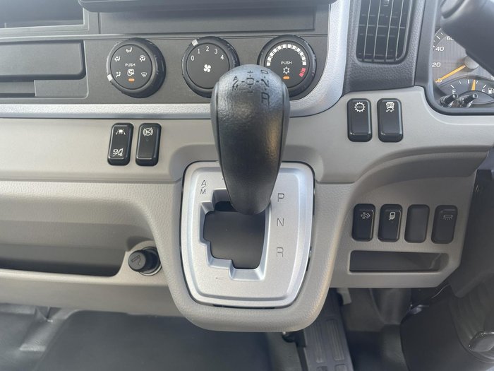 2025 Fuso Canter 515