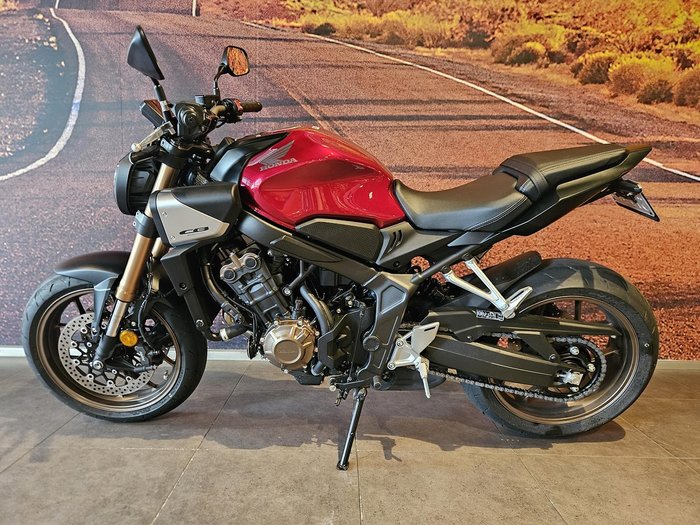 2024 Honda CB650R CB Red