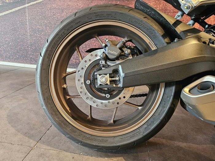 2024 Honda CB650R CB Red