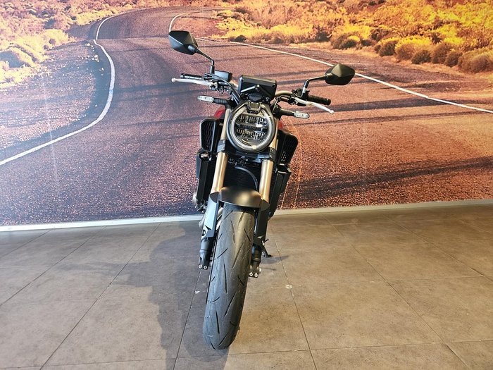 2024 Honda CB650R CB Red