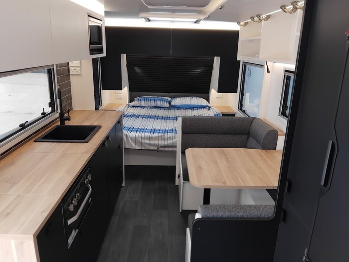 2025 New Age Caravans My26 Manta Ray Expedition Off Road