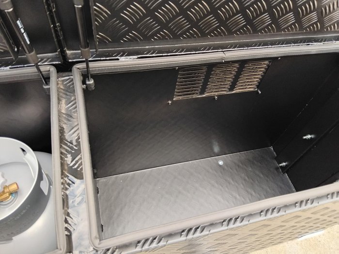 2025 New Age Caravans My26 Manta Ray Expedition Off Road- Price Reduced!