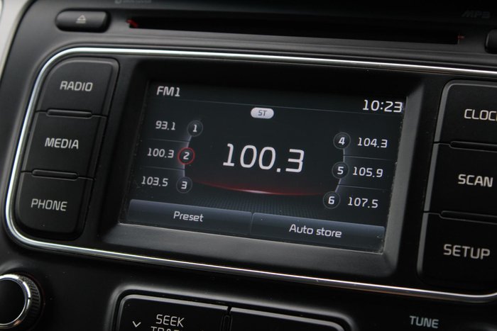 2018 Kia Rondo S RP MY18 Clear White