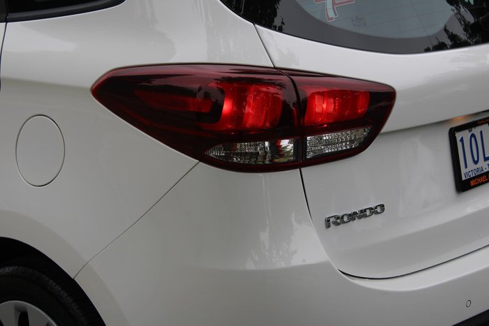2018 Kia Rondo S RP MY18 Clear White