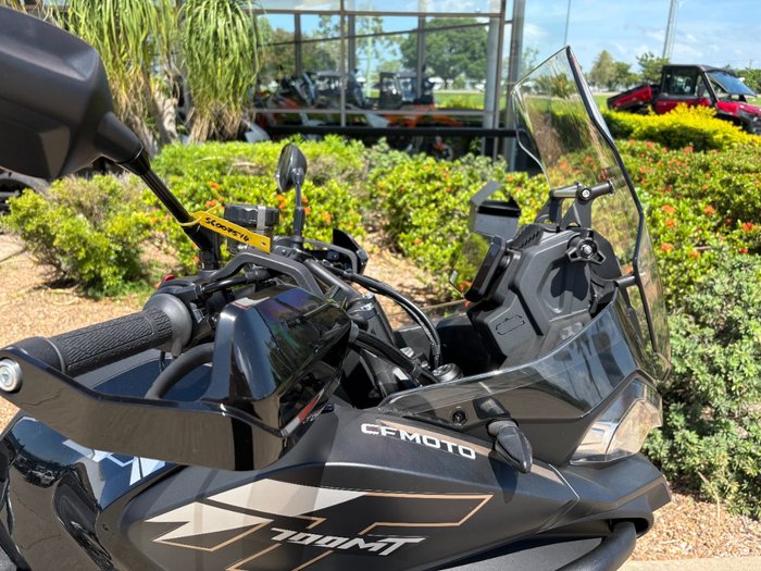 2025 CFMOTO MT Black