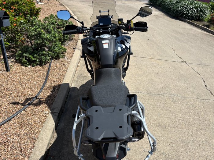 2025 CFMOTO MT Black