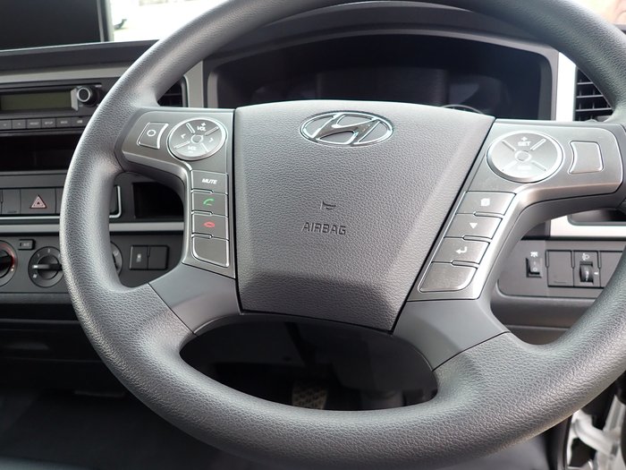 2025 HYUNDAI EX6 SWB