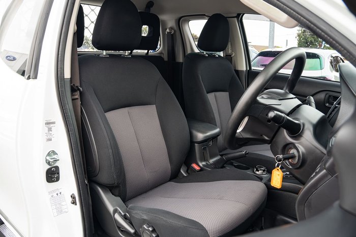 2019 Mitsubishi Triton GLX ADAS