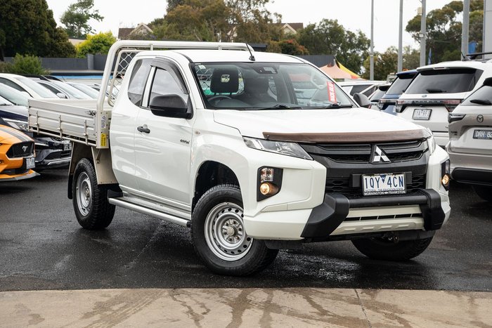 2019 Mitsubishi Triton GLX ADAS