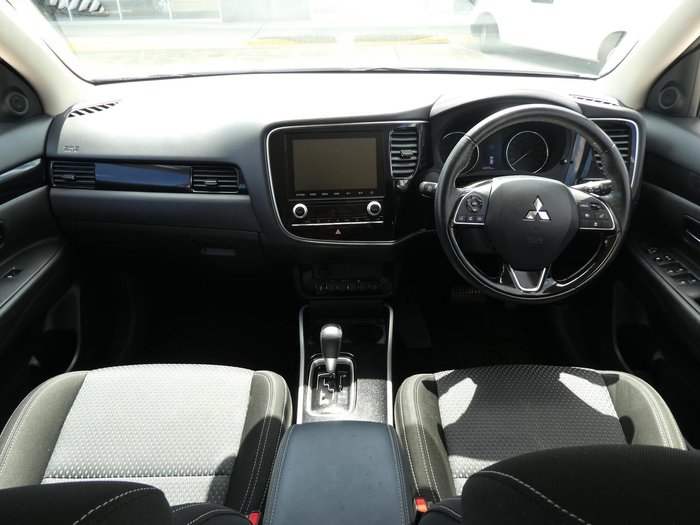 2021 Mitsubishi Outlander ES