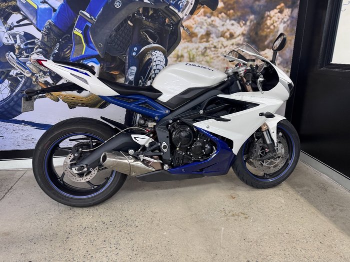 2013 Triumph DAYTONA 675 WHITE