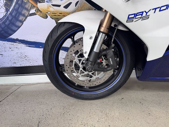 2013 Triumph DAYTONA 675 WHITE