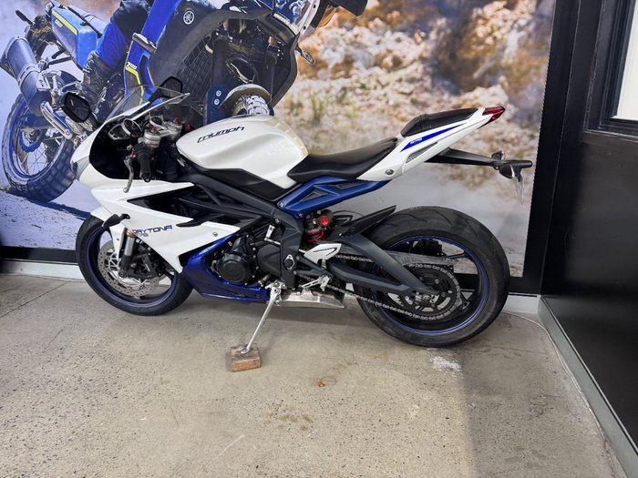 2013 Triumph DAYTONA 675 WHITE