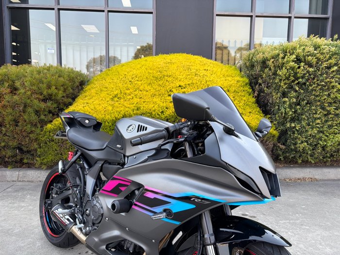 2024 Yamaha YZF-R7LA Grey