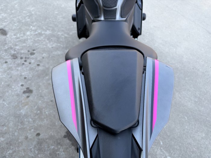 2024 Yamaha YZF-R7LA Grey