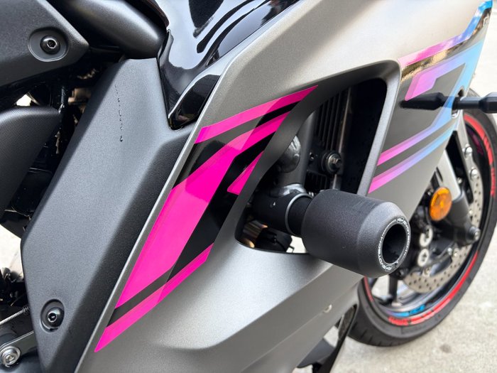 2024 Yamaha YZF-R7LA Grey