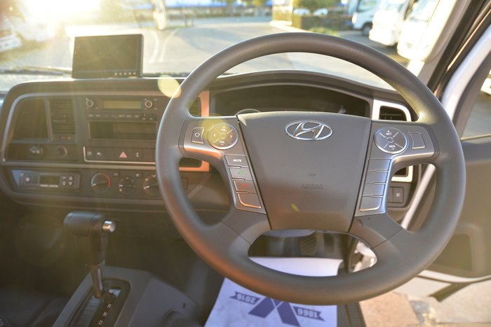 2025 HYUNDAI EX6 SWB