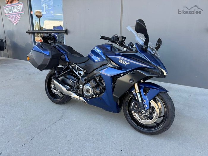 SUZUKI GSX-S1000 GT ROAD