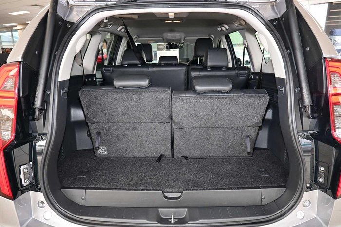 2025 Mitsubishi Pajero Sport GLS