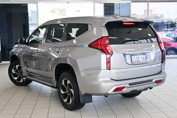 2025 Mitsubishi Pajero Sport GLS