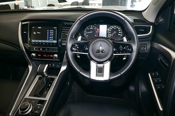 2025 Mitsubishi Pajero Sport GLS