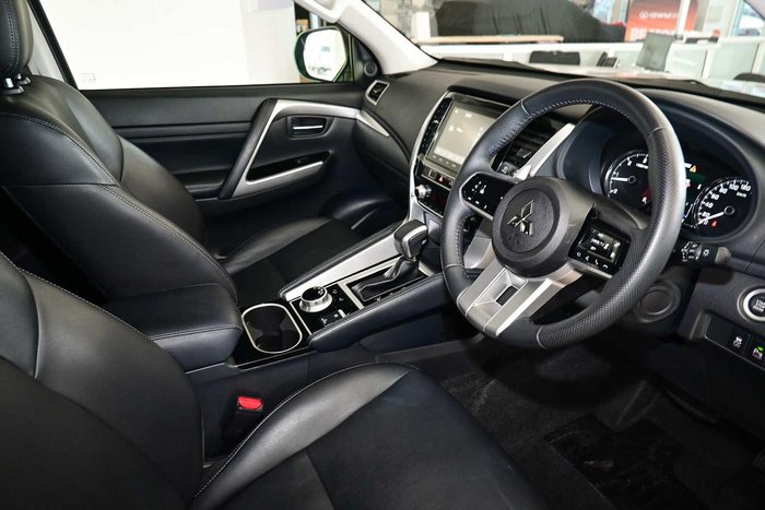 2025 Mitsubishi Pajero Sport GLS