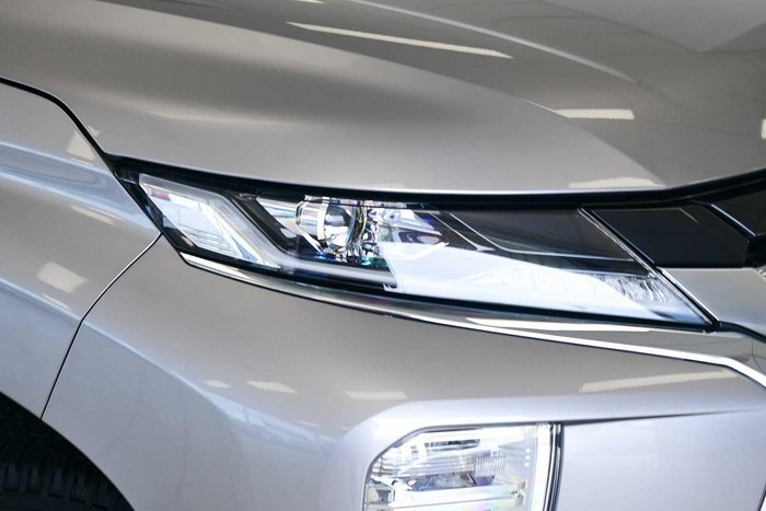 2025 Mitsubishi Pajero Sport GLS