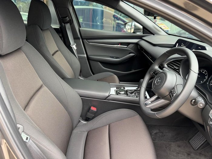 2025 Mazda 3 G20 Pure