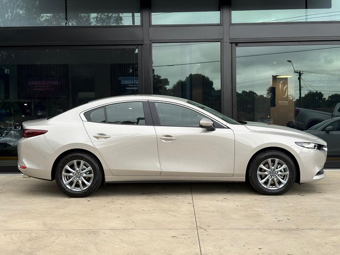 2025 Mazda 3 G20 Pure