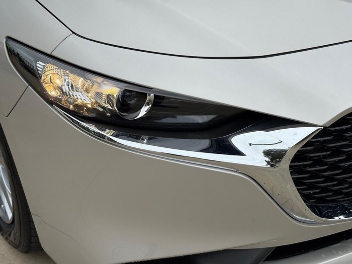 2025 Mazda 3 G20 Pure