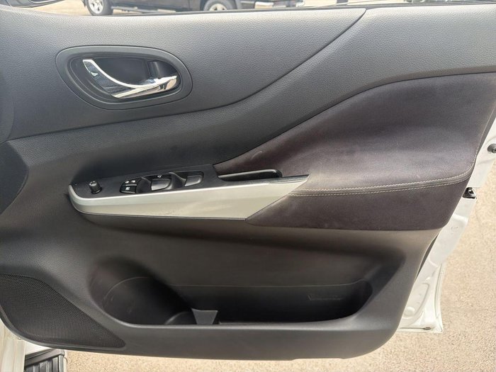 2016 Nissan Navara ST