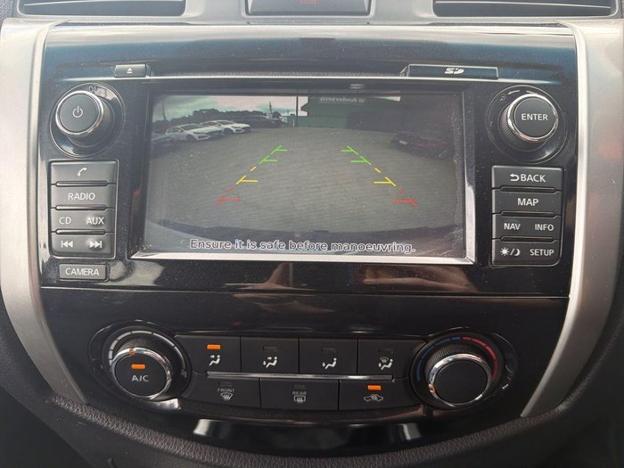 2016 Nissan Navara ST