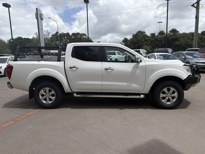 2016 Nissan Navara ST