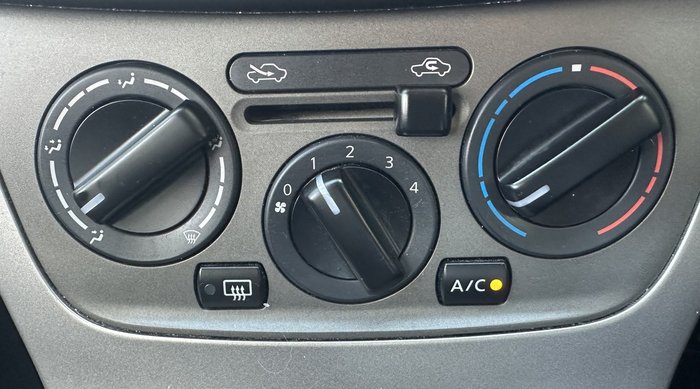 2014 Nissan Pulsar ST-L