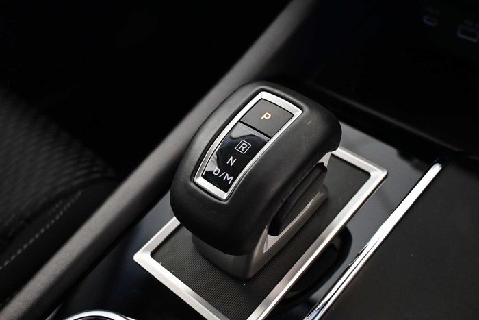 2025 Mitsubishi Outlander LS