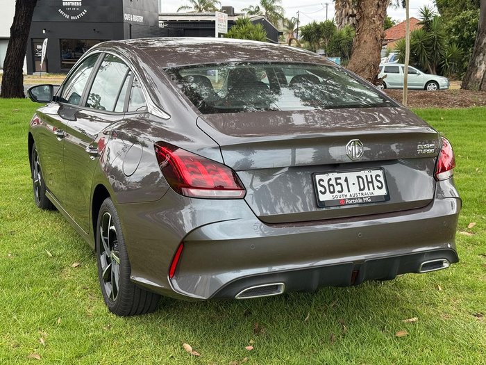 2025 MG MG5 Essence MY25 Misty Grey