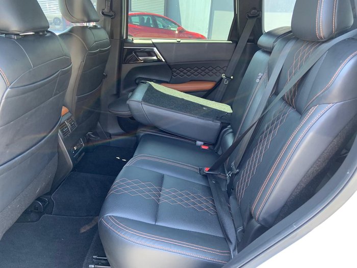 2021 Mitsubishi Outlander Exceed Tourer