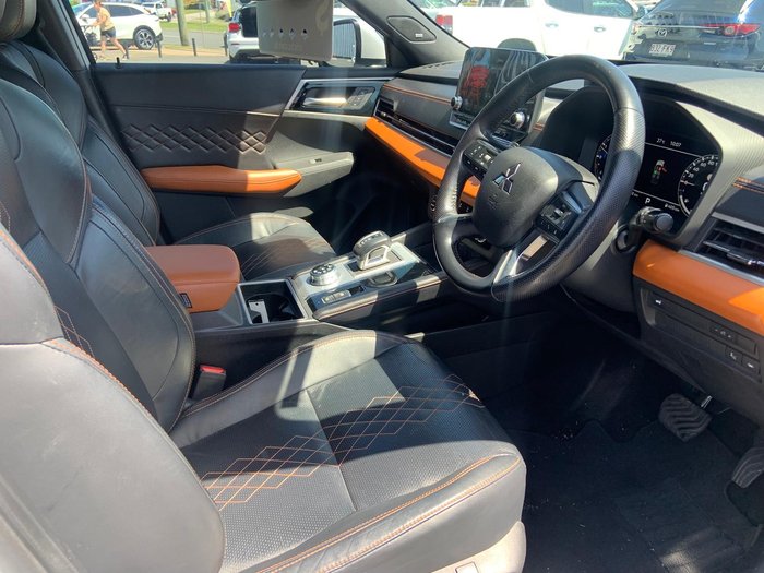 2021 Mitsubishi Outlander Exceed Tourer