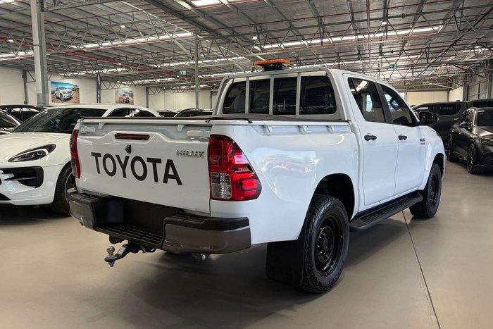 2020 Toyota Hilux SR