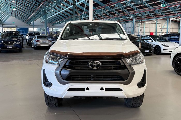 2020 Toyota Hilux SR
