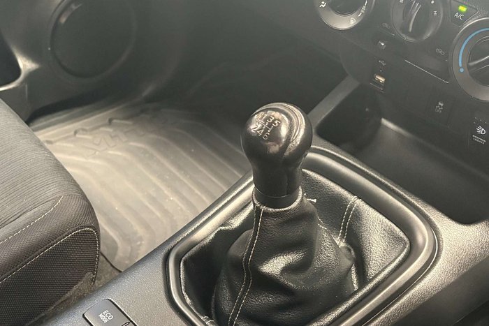 2015 Toyota Hilux SR Hi-Rider