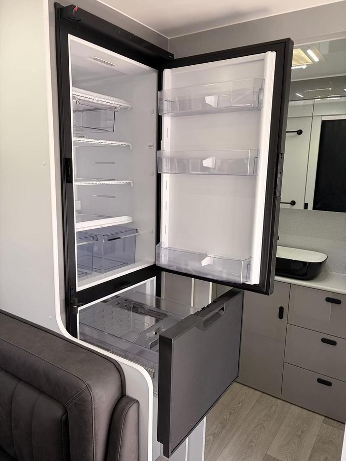 2026 Crusader My25 Musketeer Camelot