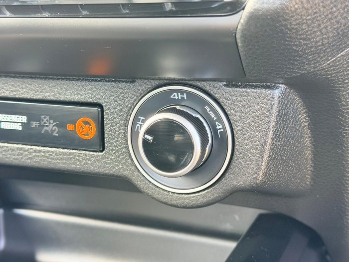 2025 Isuzu D-MAX X-TERRAIN