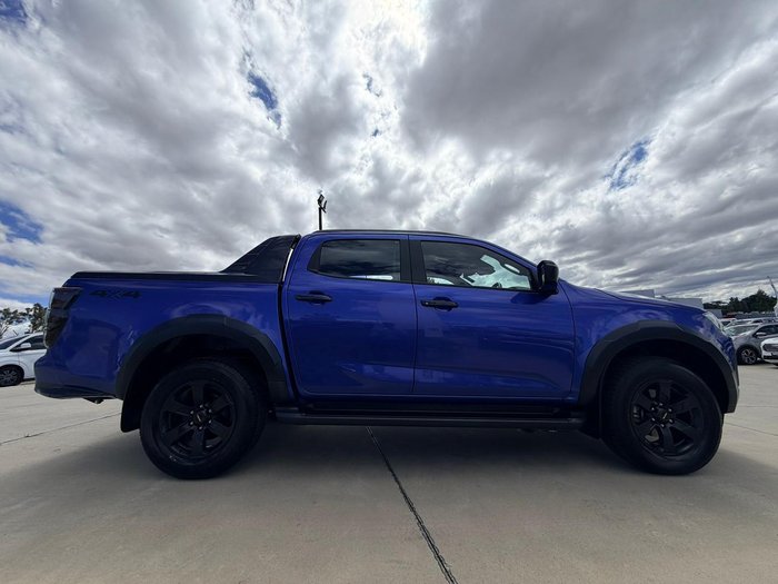 2025 Isuzu D-MAX X-TERRAIN